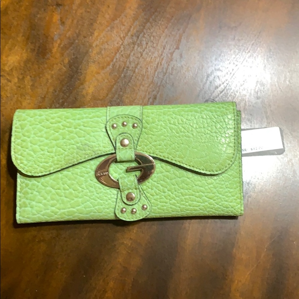 Guess wallet